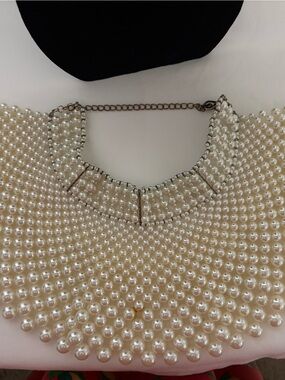 Classic Ivory Pearl Statement Necklace - Elegant Women's Jewelry